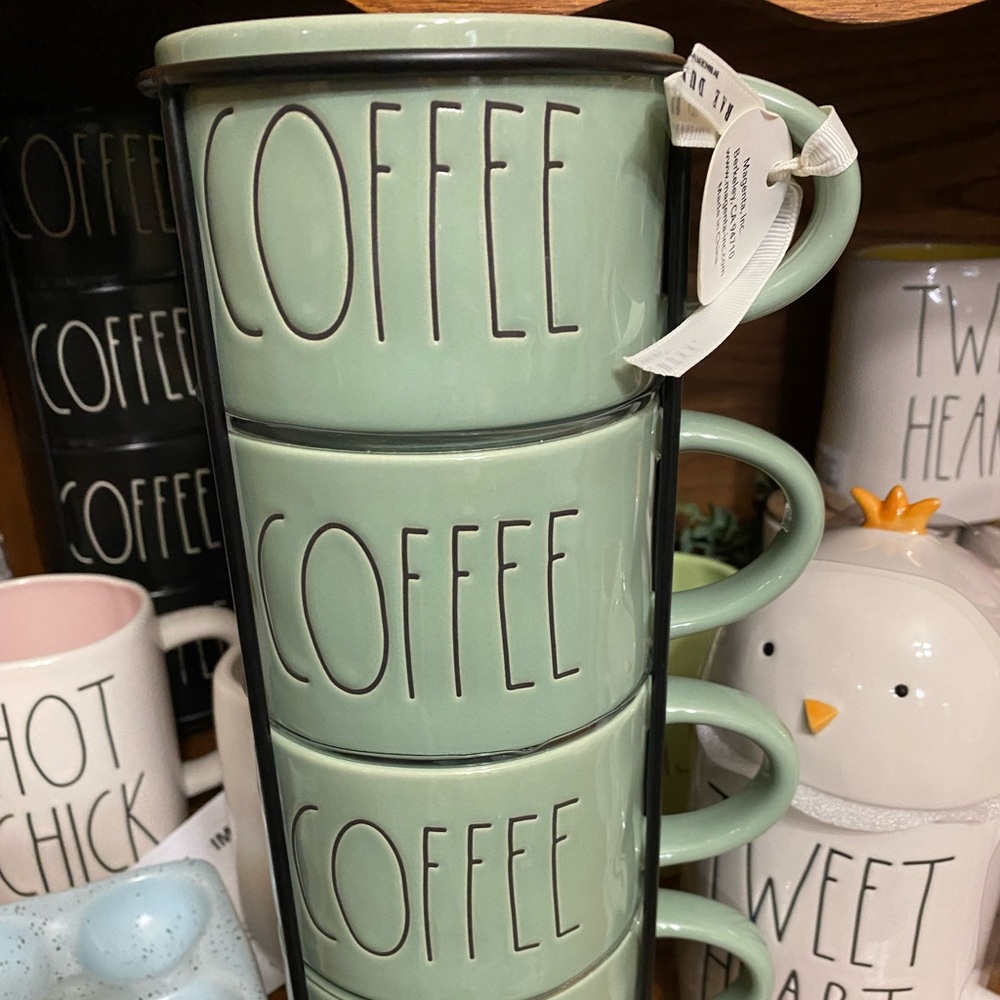 Rae Dunn Set of 4 Green Coffee Mugs in Wire Rack